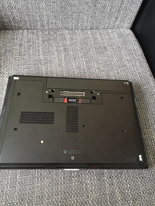 HP EliteBook 8460 i3, 4GB, 120SSD (4 foto / 5)