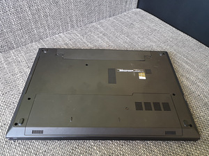 Dell Inspiron 3542 i3-4030U,4GB,250GB SSD,3-4h, TouchScreen (10 foto / 10)