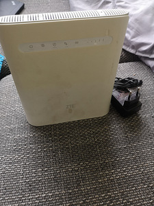 ZTE MF286 5G Ruuter (1 foto / 6)