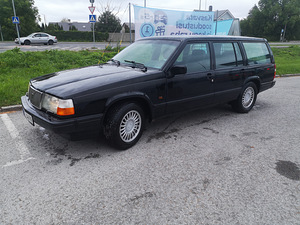 Volvo 945 2.0 82kw (2 foto / 9)
