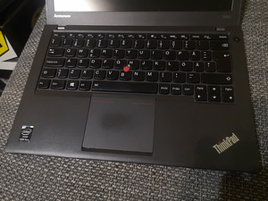 Lenovo X240 i5, 8GB, SSD (2 foto / 5)