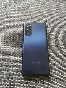 Samsung S20 FE (4 foto / 4)
