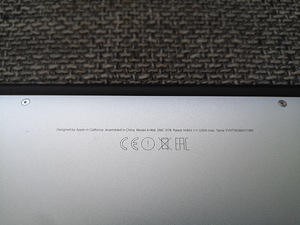 Apple Macbook Air 2017 i5, 8GB/128GB SSD (8 foto / 10)