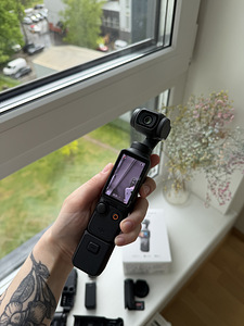 DJI Osmo Pocket 3 Creator Combo (2 foto / 7)