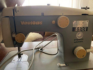 Продам лапную швейную машину с электроприводом "Веритас"