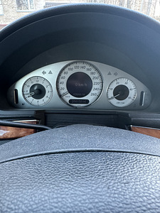 Müüa w211 e270 cdi (6 foto / 6)
