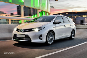 AUTORENT Toyota Auris Toyota Prius Bolt Uber Forus (1 foto / 1)
