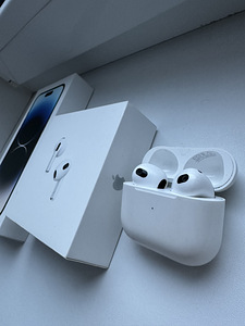 iPhone 14 Pro Max 128 GB Silver (10 foto / 10)