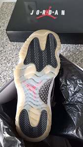 Nike AJ 11 low black cement (2 foto / 3)