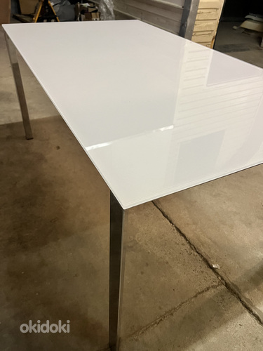 Table (foto #1)