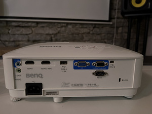 Benq projektor, laekinnitus, 4World ekraan (5 foto / 9)