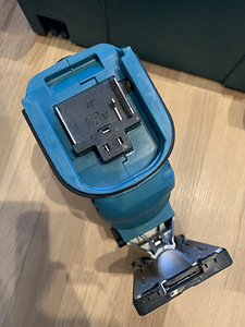 Makita DJV180. Tikksaag. Nagu uus (3 foto / 7)