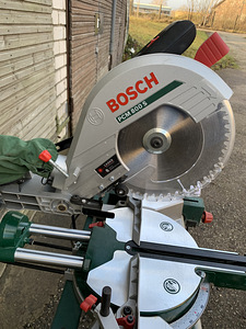 Пила Bosch + стойка для пилы Bosch. Гарантия (2 фото из 8)