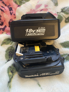 2 Makita akut (1 foto / 10)