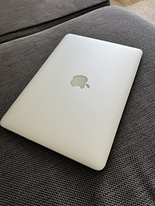 MacBook Pro 13 дюймов 2015 (5 фото из 6)
