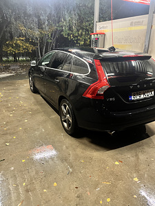 Volvo V60 1.6 110KW (3 foto / 9)