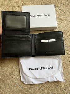 Rahakott Calvin Klein (2 foto / 4)
