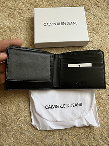 Rahakott Calvin Klein (3 foto / 4)