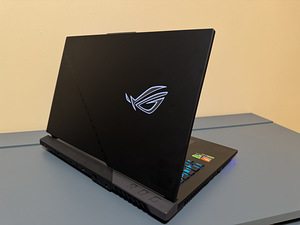 ASUS ROG (RTX4080) Strix SCAR G17 G733PZ (1 foto / 6)