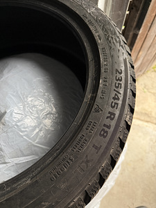 235/45 R18 Continental IceContact 3 (2 foto / 3)