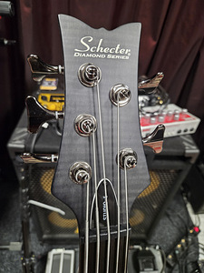 Schecter Stiletto Studio-5 STBLS - бас-гитара (5 фото из 8)