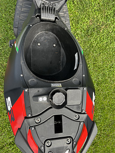 Aprilia sr 50r 2019 (7 foto / 9)