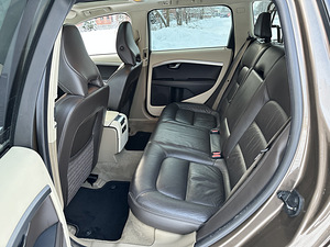 Volvo XC70 120kW 2012 (13 foto / 14)