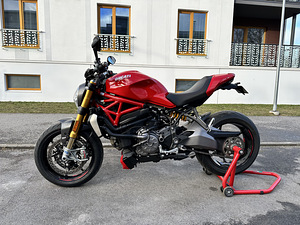 Ducati Monster 1200S V2 108kW 2019 (2 foto / 7)