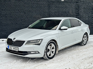 Skoda Superb Ambition Plus 1.5 TSI 110kW (1 foto / 15)