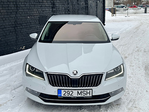Skoda Superb Ambition Plus 1.5 TSI 110kW (7 foto / 15)