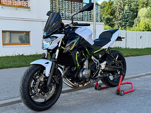Kawasaki Z650 (6 foto / 7)