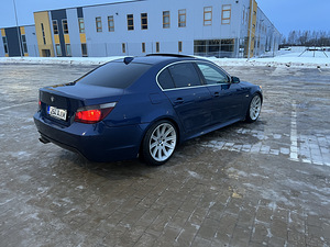 M/V BMW 530 3.0d 160kw (5 foto / 9)