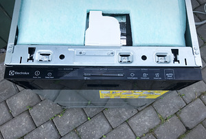 Встраиваемая посудомоечная машина Electrolux EEG62310L (2 фото из 6)