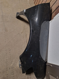 Parempoolne esitiib Phaeton (1 foto / 1)