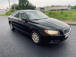 VOLVO S 80 (2 фото из 7)