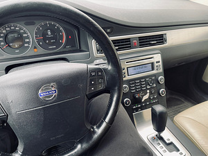 VOLVO S 80 (7 фото из 7)