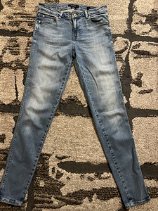 Guess helesinised teksad s29 (2 foto / 3)