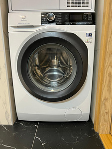 Pesumasin Electrolux EW8F228S 8kg (3 foto / 3)