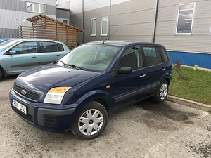 Ford Fusion 2009 (2 foto / 3)