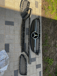 Mercedes c 63 2016 (2 foto / 2)