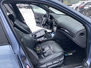 BMW 525i 141kw 2001a (5 foto / 13)