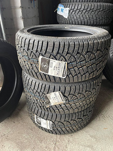 245/45/17 Continental IceContact2 99T naastrehvid (1 foto / 1)