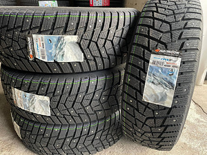 225/65/16c Hankook Winter i-PIke 112-110R naastrehvid (1 foto / 1)