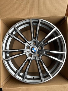 20 tolli BMW replica veljed 8.5 ET35 + 9.5 ET38 5x120 72.6mm (1 foto / 2)