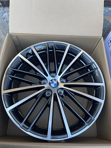 19 дюймов BMW Replica диски 8 ET30 + 9 ET44 5x112 66.5мм (1 фото из 1)