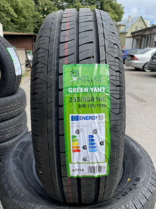 235/65/16c Atlas Green Van2 114-113s suverehvid (1 foto / 1)
