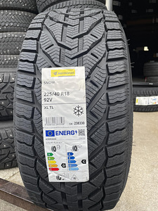 225/40 R18 Kormoran Snow 92V XL by Michelin (1 foto / 1)