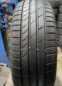 205/60/16 Kumho ps71 demo 92v (1 foto / 1)