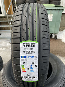 195/65/15 Nokian Wetproof1 91h