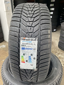 235/45/18 Hankook Winter iCept 98v xl evo3.jpg (1 foto / 1)